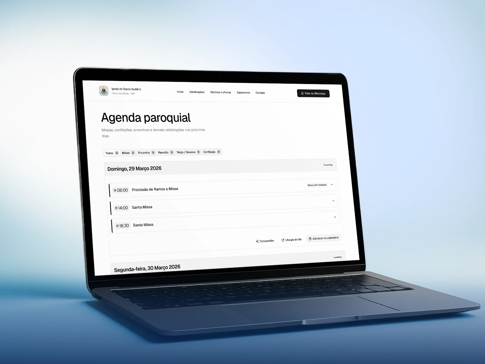 Dashboard da Agenda Paroquial Sacratto em um laptop